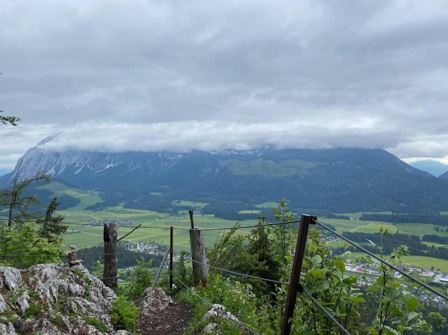 Alpenurlaub II Wohnung Mit Traumausblick Bad Mitterndorf Exterior photo